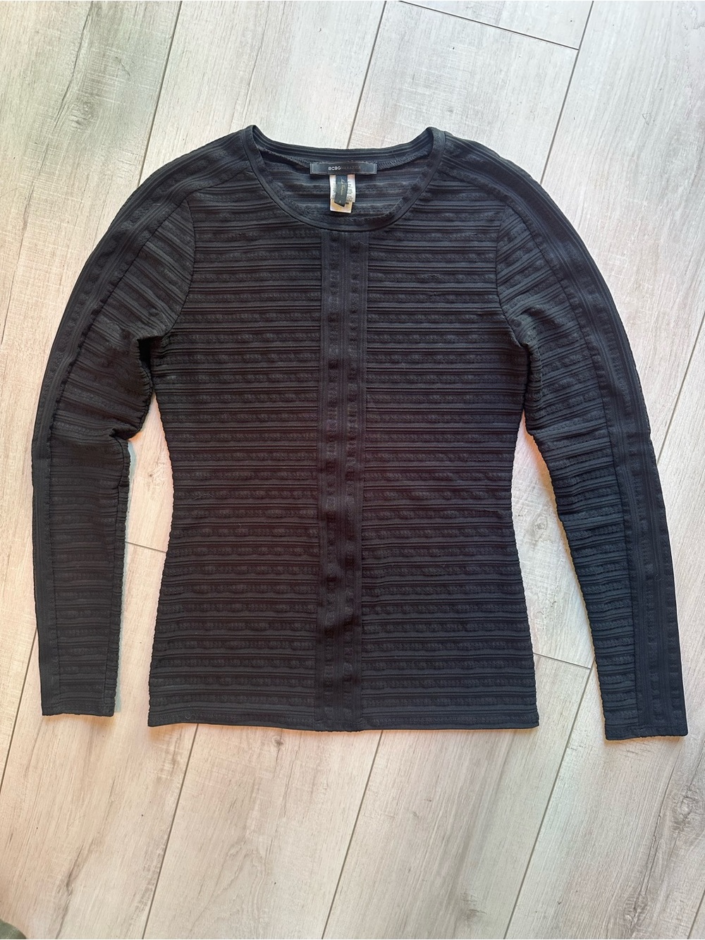 BCBGMaxAzria Black Textured Ribbed Long-Sleeve Top